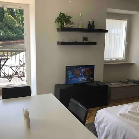 Apartman Residenza Giovanni Fronte Lago - Garda Lago *