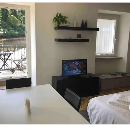 Residenza Giovanni Fronte Lago - Garda Lago * بسكييرا ديل غاردا