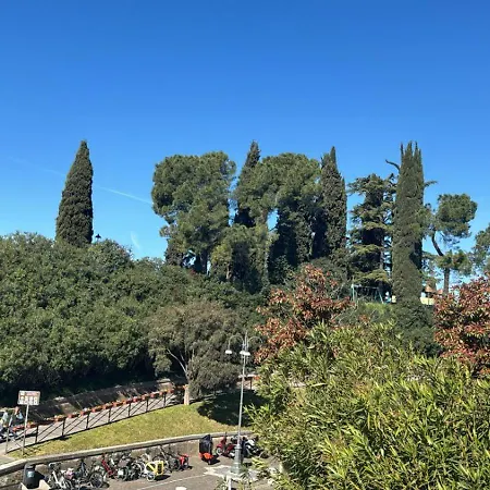 Residenza Giovanni Fronte Lago - Garda Lago Apartman *