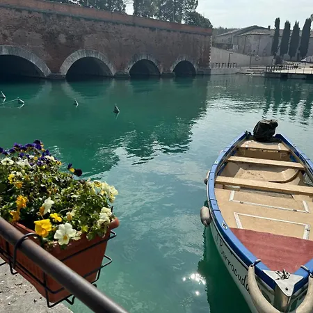 Residenza Giovanni Fronte Lago - Garda Lago * Peschiera del Garda