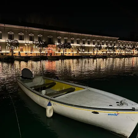 Residenza Giovanni Fronte Lago - Garda Lago شقة *