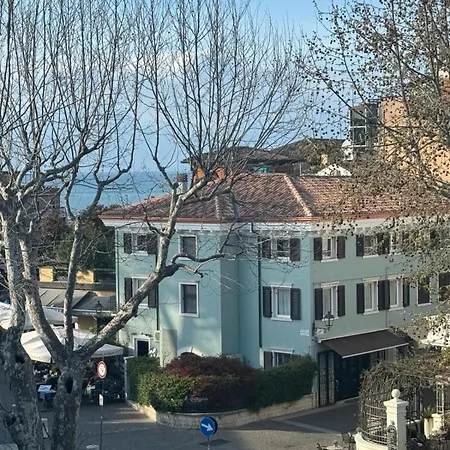 Residenza Giovanni Fronte Lago - Garda Lago بسكييرا ديل غاردا