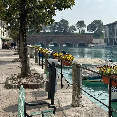 Apartman Residenza Giovanni Fronte Lago - Garda Lago *