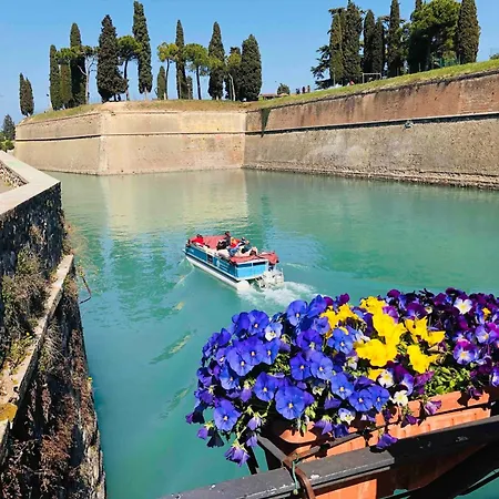 Residenza Giovanni Fronte Lago - Garda Lago
