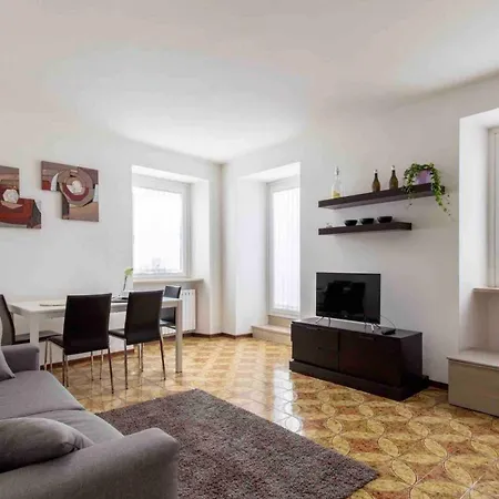 Residenza Giovanni Fronte Lago - Garda Lago * Peschiera del Garda