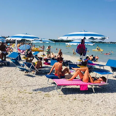 Residenza Giovanni Fronte Lago - Garda Lago بسكييرا ديل غاردا