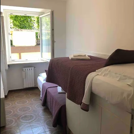 Residenza Giovanni Fronte Lago - Garda Lago * بسكييرا ديل غاردا